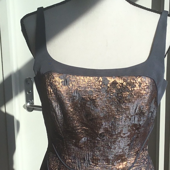 Dress - Picture 2 of 7